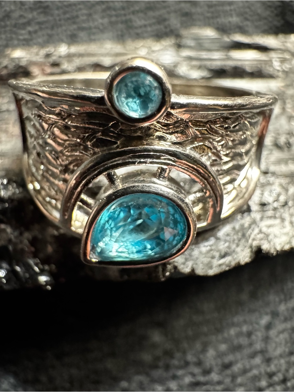 Vintage Artisan Sterling Silver Textured Wide Band Blue Topaz Teardrop Ring